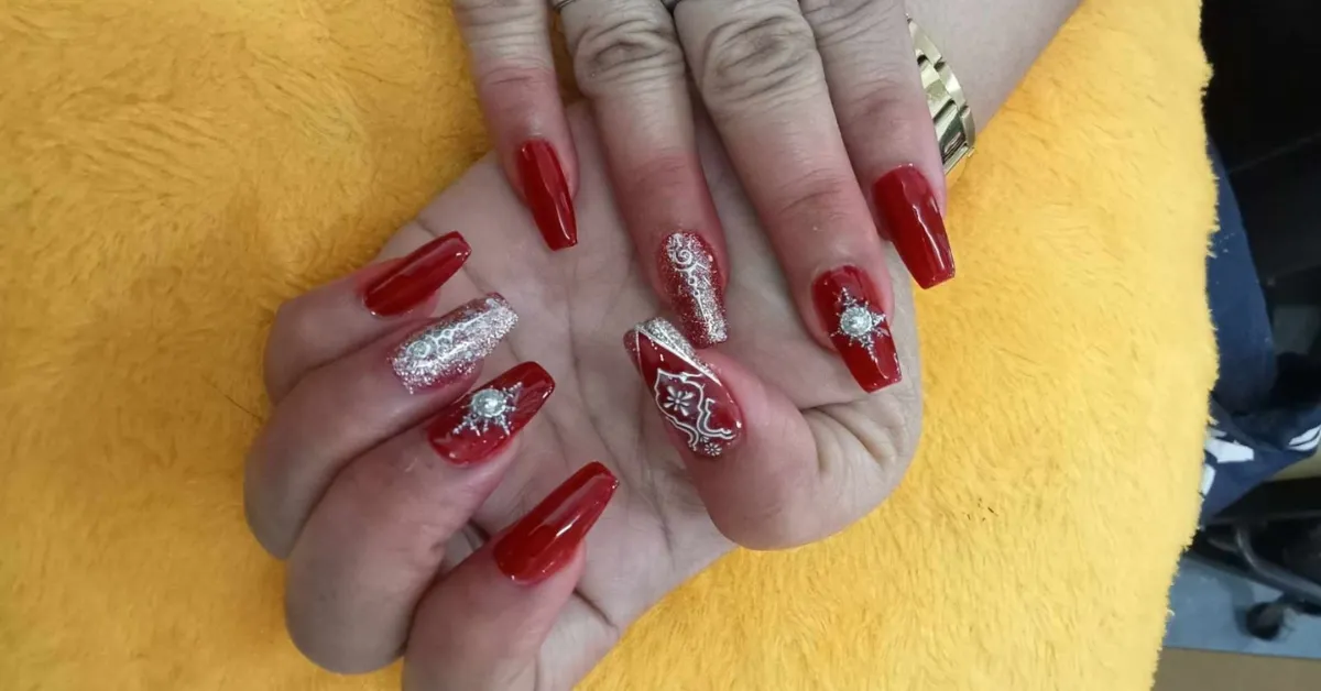 Poly Gel Manicure | Jevelme Salon & Spa